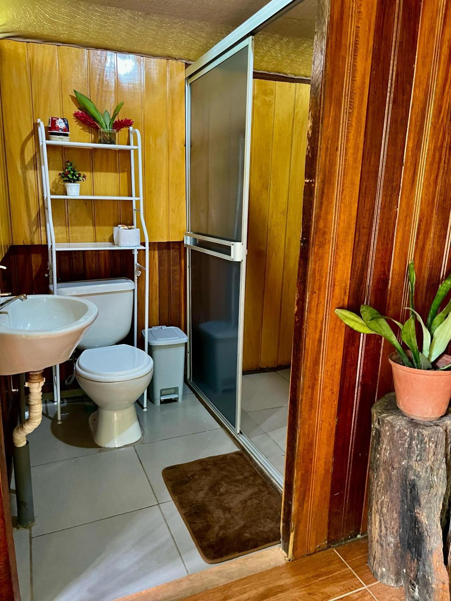 Hotel Tronco Tambopata Adventure Puerto Maldonado Exterior foto